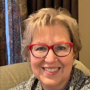 Meet your Posher, Karen